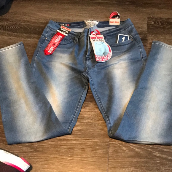 Hot Kiss Denim - Jeans 2 for $35 Hot Kiss Jeans in light blue